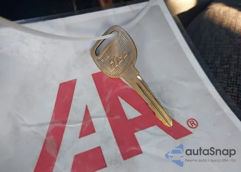 2002 Saturn S-Series Sl2 z USA, uszkodzony, nr VIN 1G8ZK52722Z247540